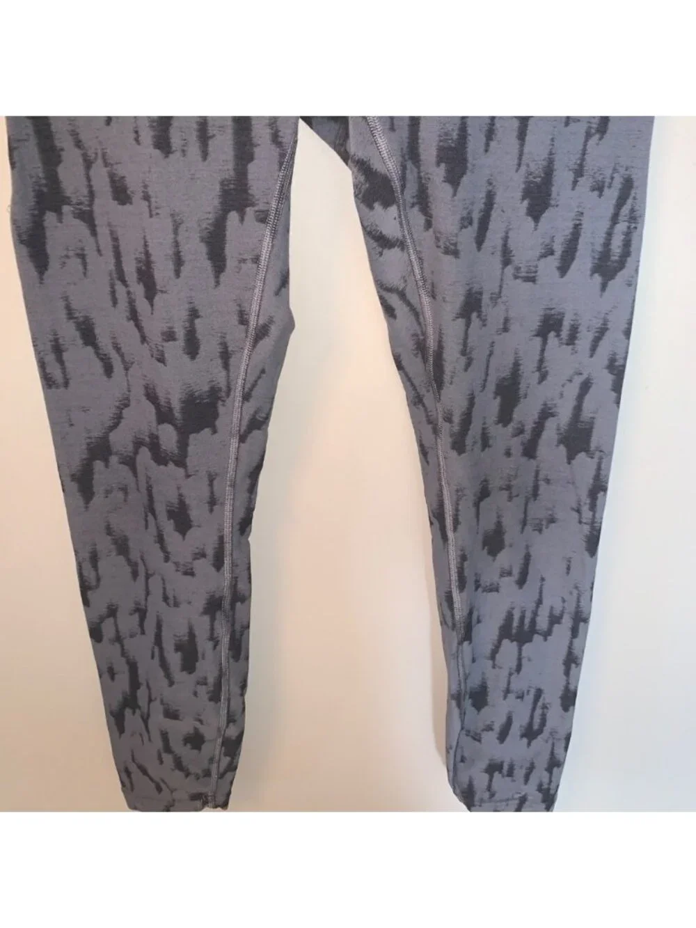 Lululemon InStill High-Rise Tight 25